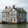 హాల్యాండ్ ఐల్యాండ్ లో చివరి ఇళ్లు (Last House on Holland Island)