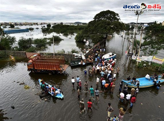 Heavy-Rain-in-Chennai7