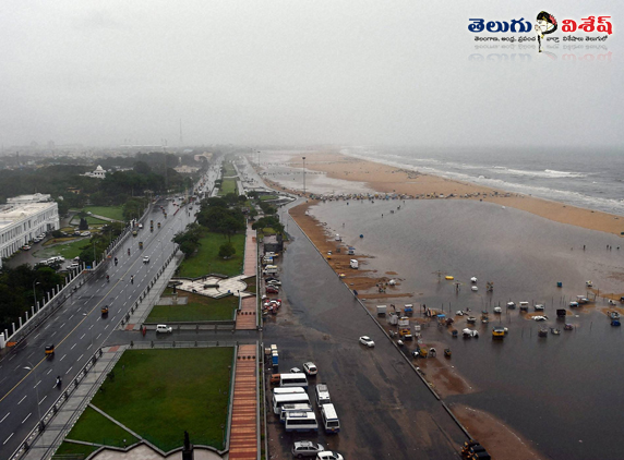 Heavy-Rain-in-Chennai8