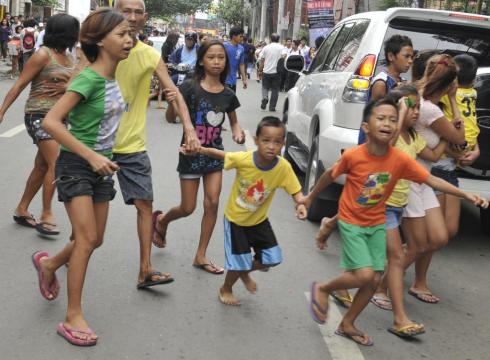 One dead in 7.6 quake off Philippines  