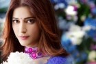 Shruti hassan advises lovers day lovers