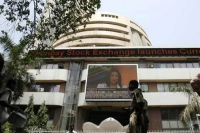 Weak global cues push back sensex nifty