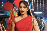 No truth in anushka marriage rumors