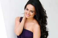 Sana khan horror movie aftab shivdasani bollywood news