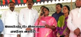 Jagan ysr telangana protesters attacked on ys vijayamma