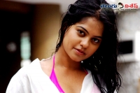 Bindu madhavi replaces priya anand