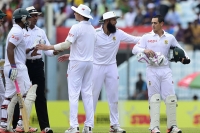 De kock fined for barging into tamim