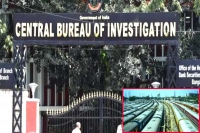 Cbi lays trap nabs railways officer for seeking bribe of rs 1 crore