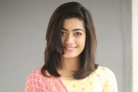 Rashmika mandanna skip out from dil raju movie