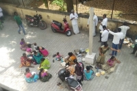 Aiadmk hunger strike with lunch break cadre eat biryani or tomato rice