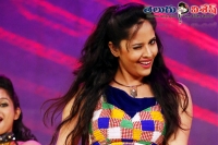 Anchor anasuya hot dance performance at cine maa awards 2015