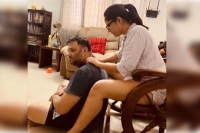 Anasuya bharadwaj slut shamed for posting a picture without pants