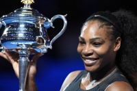 Record breaking champion serena williams hails inspirational venus