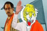 Maharashtra power tussle shiv sena accuses bjp of poaching mlas