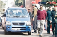 Uk based kundan sharma demand back blue wagon r to arvind kejriwal