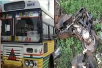 Thief robbed rtc bus in kurnool injuring police man