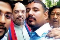 Kanhaiya kumar s attacker greets amit shah