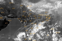 Depression over bay of bengal crosses coast between tamil nadu andhra