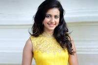 Rakul preet singh got offer in gabbar singh2