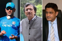 Ramachandra guha tears into dhoni in resignation letter