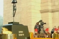 Oppn slams centre over decision to extinguish flame of amar jawan jyoti govt alleges misinformation