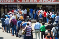 Delhi allows home delivery of liquor through mobile apps online portals