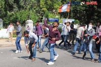 Osmania university students attacked on swgath hotel at tarnaka just now