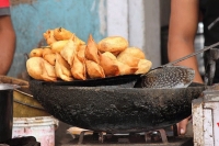 Saudi arabia restaurant shut down for preparing samosas in toilet for 30 years