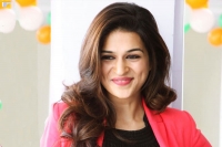 Shraddha das shares her attachment with uttarpradesh raebareli