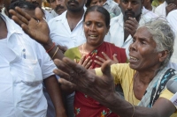 Encounter in chittur getting fire between ap and tamilnadu