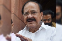 Sonia gandhi unifying factor for congress says venkaiah naidu