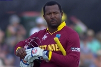 Dwayne smith announces retirement from international cricket