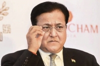 Yes bank crisis ed registers money laundering case against rana kapoor