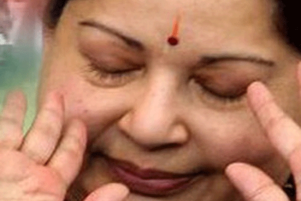 Jayalalithaa in police custody