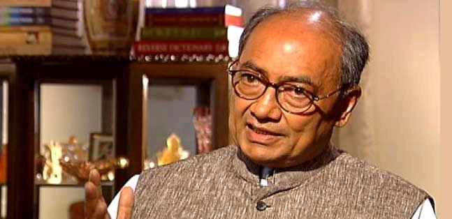 Digvijay praises kejriwal