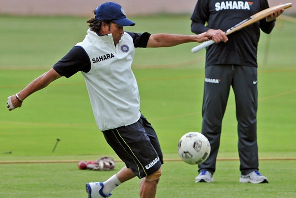 Sachin does not play football need to teach ganguly