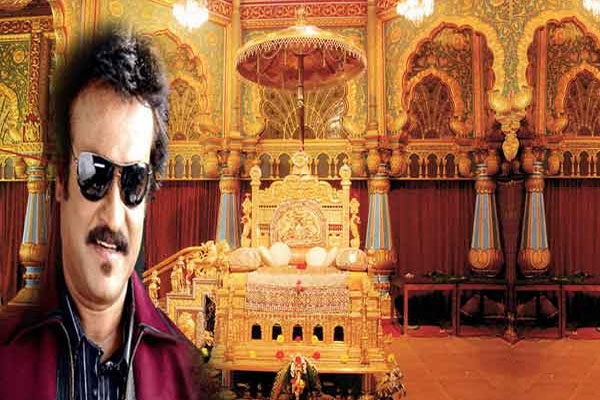 Rajnikanth romance in the gold room of mysore palace