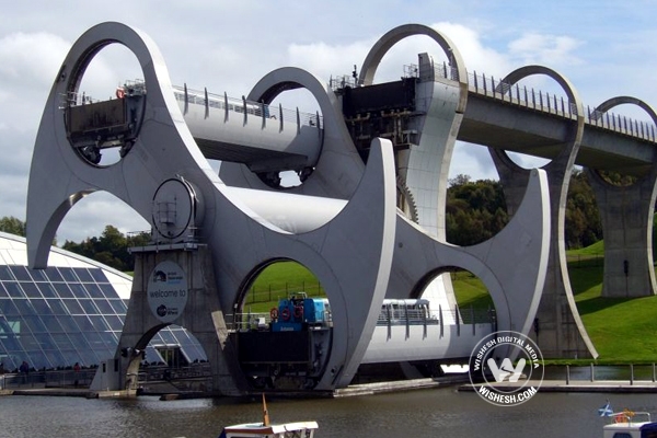 The falkirk wheel story making boat lift scotland