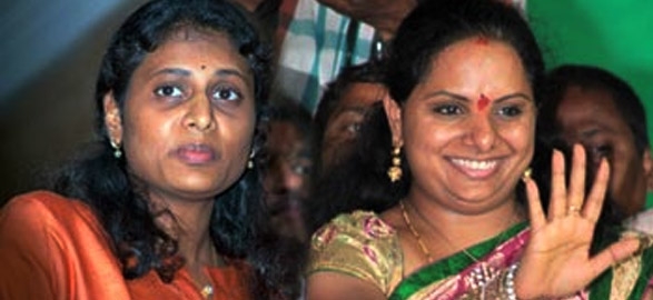 Ys sharmila fire on kcr daughter kavitha