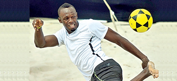 Usain bolt wants to be a professional footballer