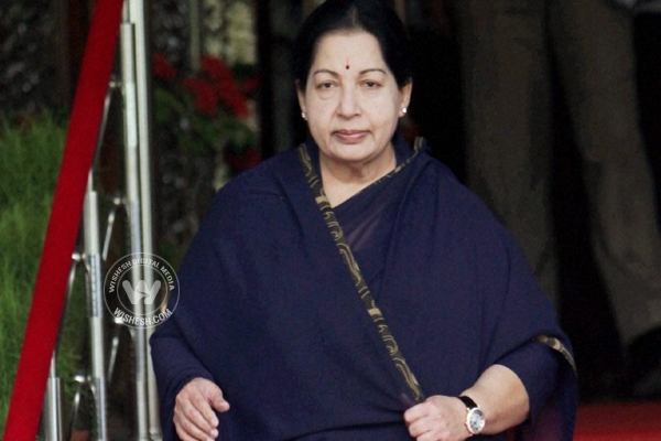 Sc grants jayalalithaa bail in assets case